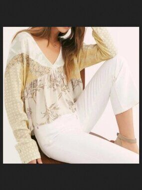 FREE PEOPLE Aloha State of Mind floral top, Small.